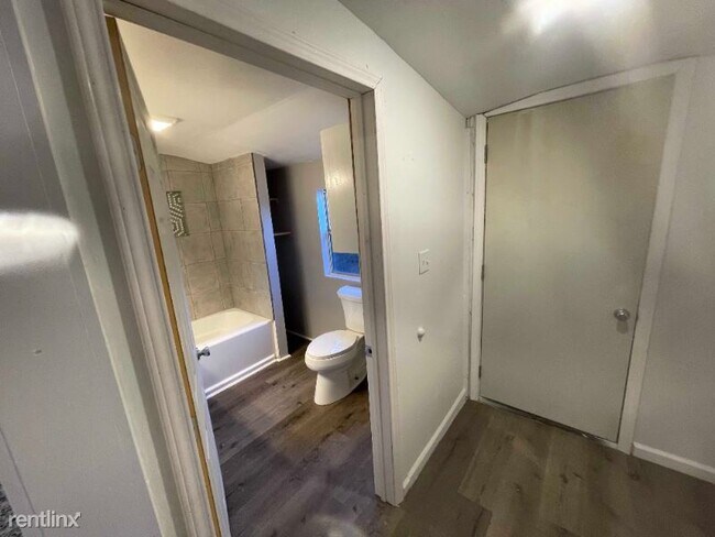 Building Photo - 1 br, 1 bath House - 1417 N Jones St