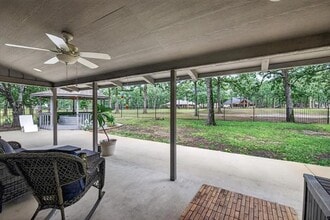 Building Photo - 127 Pinnacle Club Dr