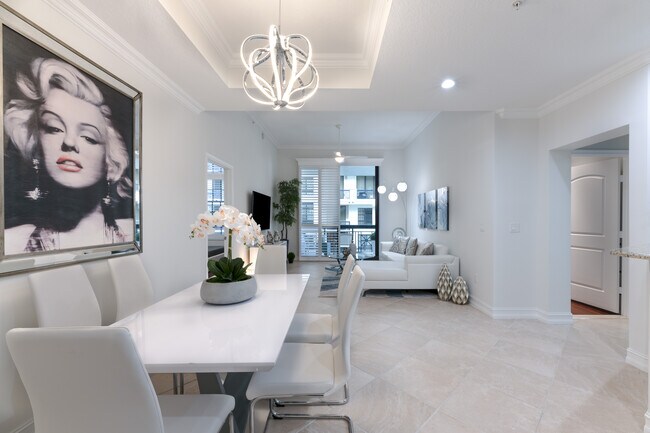 Dining Room - 701 S Olive Ave