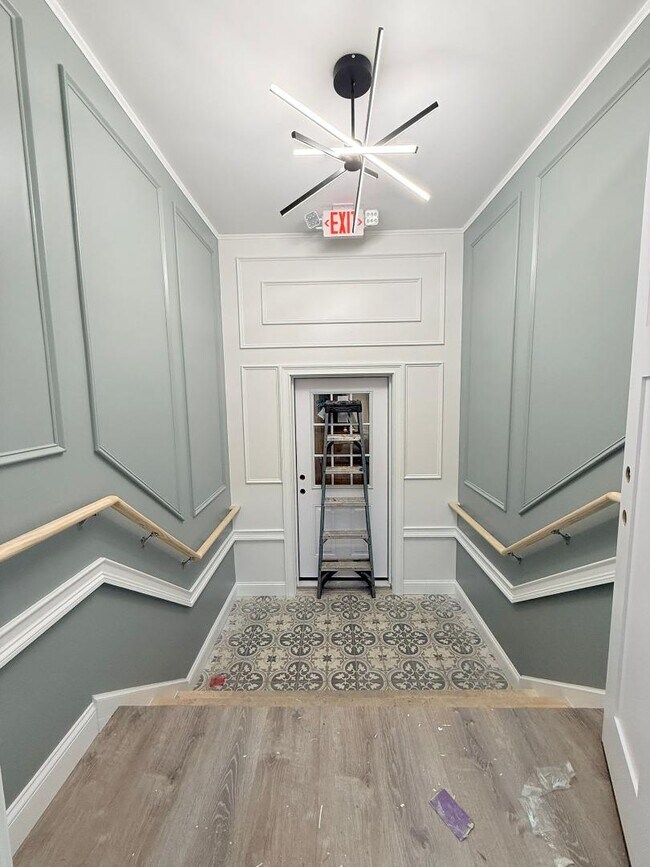 Building Photo - 17-19 Cabot St - 17-1