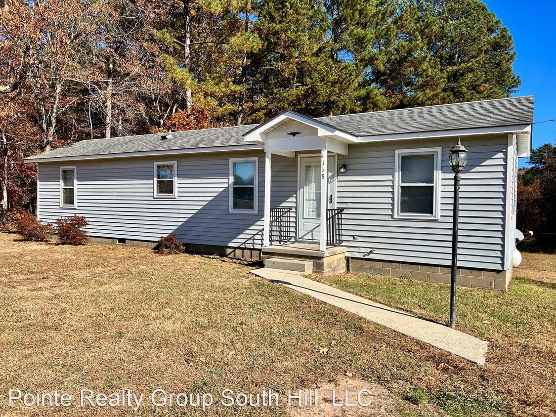 2 br, 1 bath House 118 Iron Cloud Rd. House Rental in Kenbridge, VA