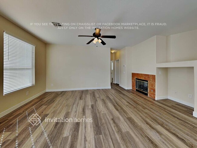 Foto del edificio - 8068 Sweet Clover Ct