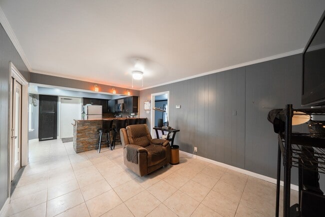 Building Photo - Updated 3-Bedroom Home with Private Yard &...