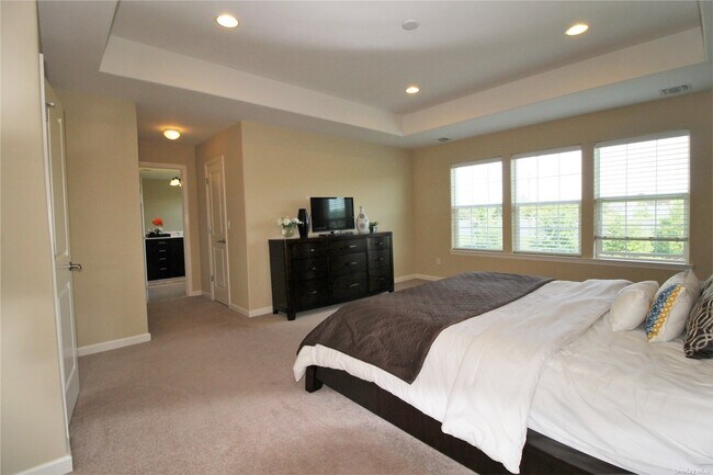 Foto del edificio - 11 Country Woods Dr