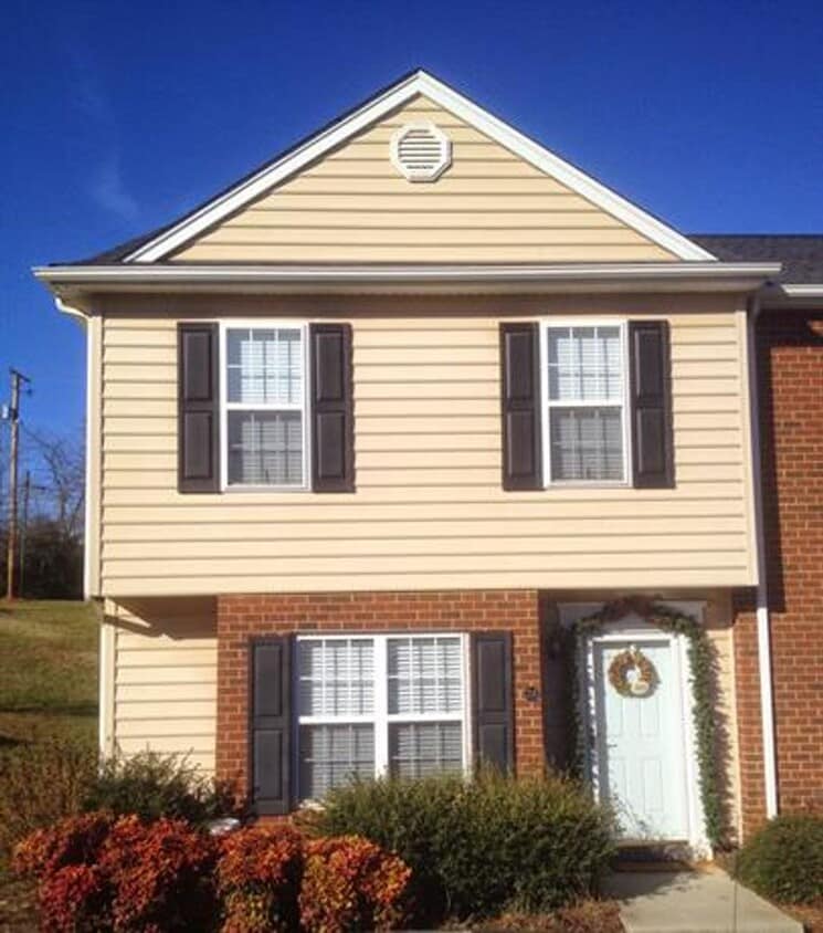 Primary Photo - End Unit 3 Bedroom Townhouse