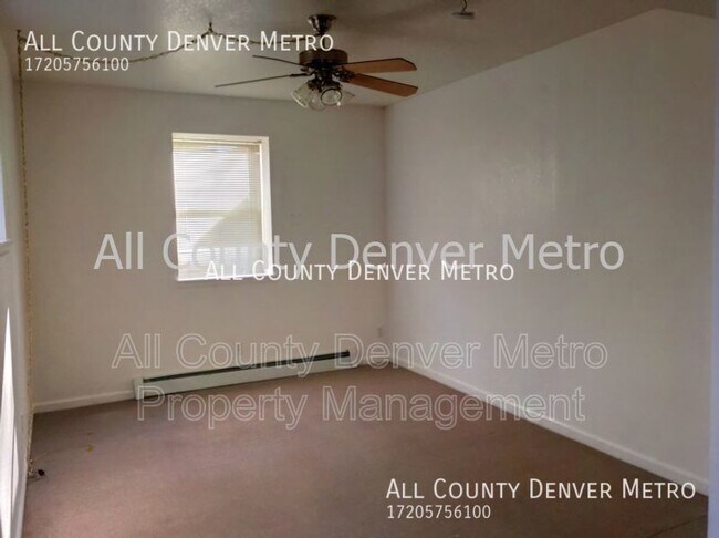 Building Photo - 2736 Fenton St