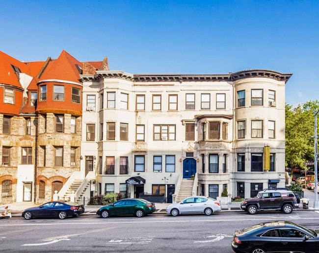 Foto del edificio - 735 St Nicholas Ave