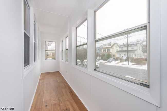 Building Photo - 12 Linden Ave