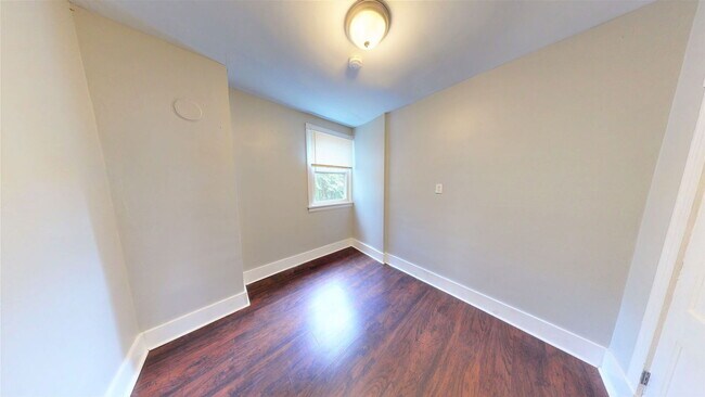 Foto del edificio - 2313 Stratford Ave