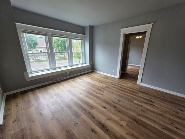 Building Photo - Shipyard Maple At 5th