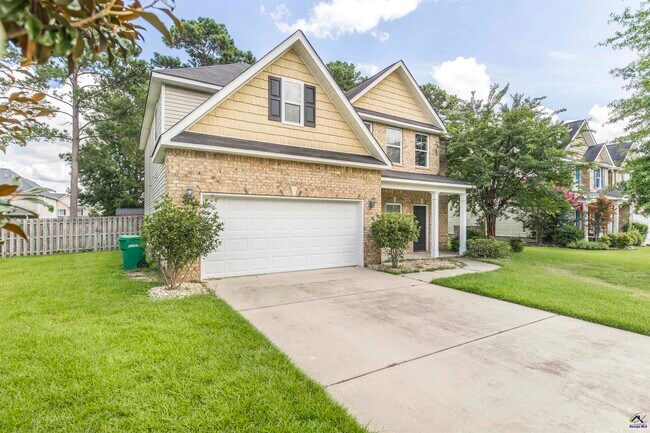 Foto del edificio - 153 Forestbrooke Way