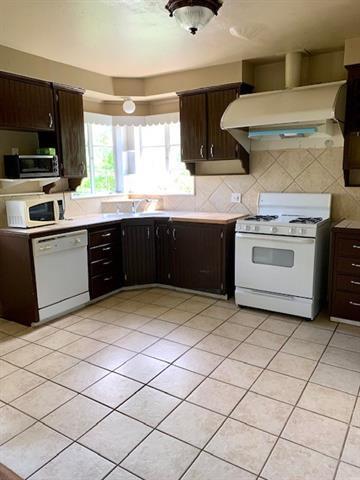 Foto del edificio - 4024 Lovell Ave