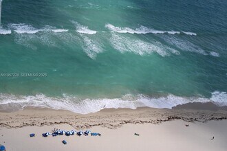 Building Photo - 18975 Collins Ave