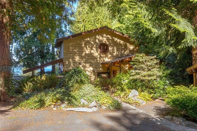 Building Photo - 235 Spearfish Rd