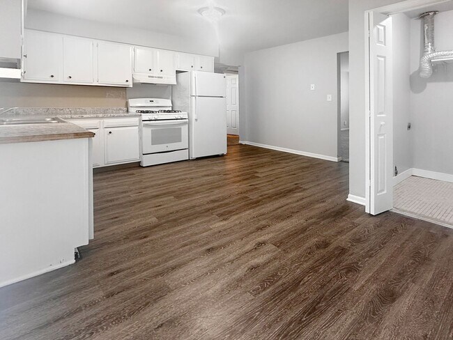 Foto del edificio - 5888 Christie Ave SE