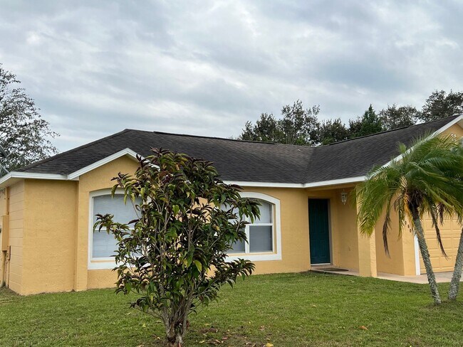 Foto del edificio - 1060 Dudley Dr