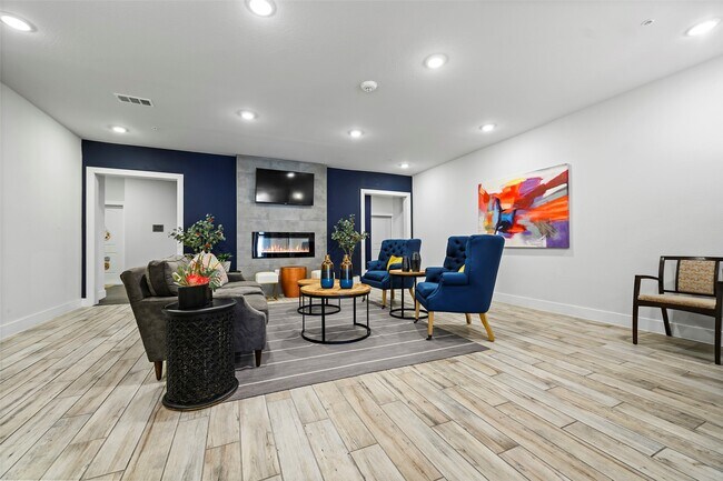 Building Photo - 6804 Westview Dr