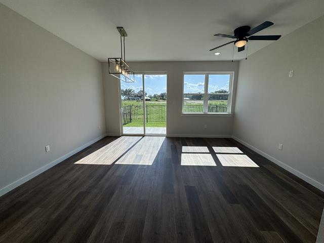 Foto del edificio - 549 Galt Dr