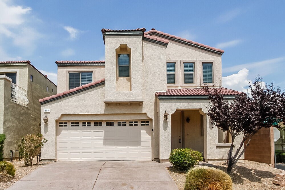 Primary Photo - 10016 Bonterra Ave