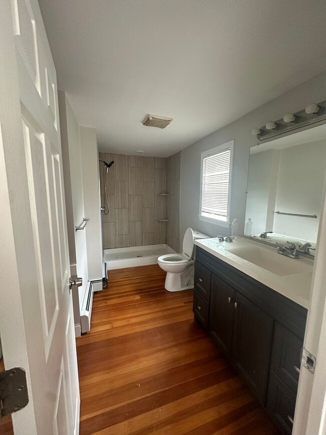 Photo - 701 Smith St Apartment