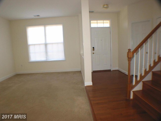 Building Photo - 3437 Highgrove Dr