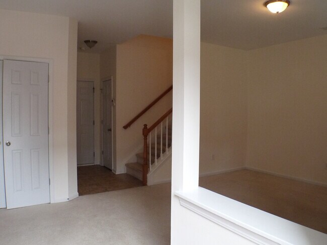 Foto del edificio - 3BD/2BA - 3 Story Townhome at Ayrsley for ...