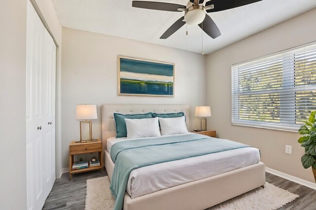 Building Photo - Sand Cove Apartments