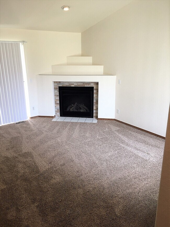 Foto del edificio - SINGLE FAMILY HOME ON AVONDALE GOLF COURSE...