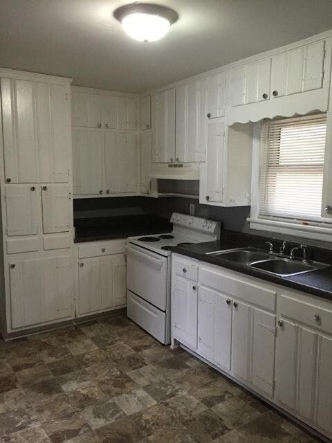 Building Photo - 4 Bed 2 Bath in Decatur Area!