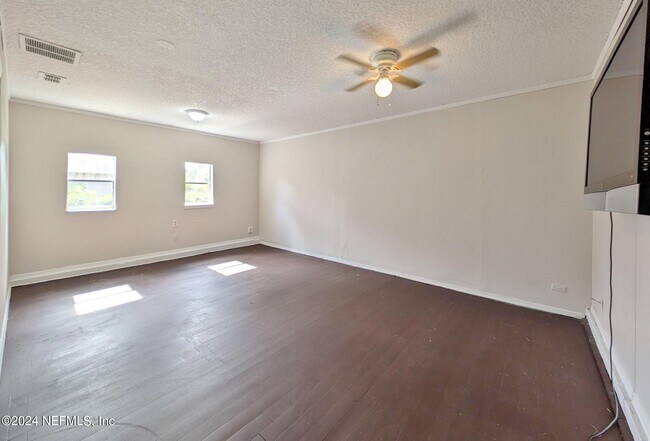 Foto del edificio - 13221 Grant Logan Ln