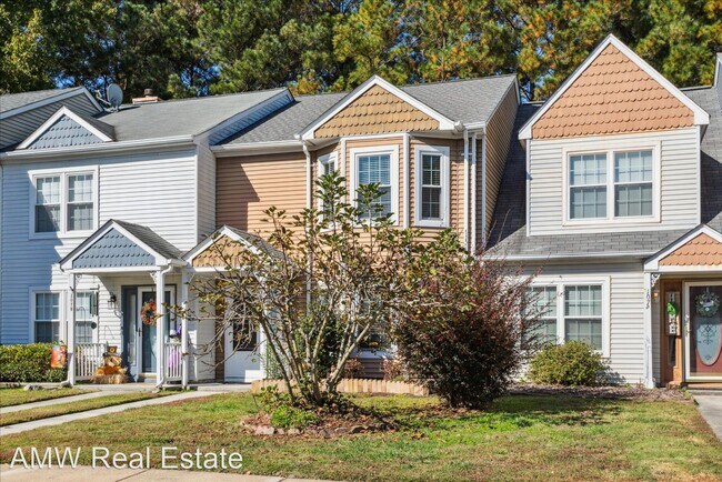 Foto del edificio - 3 br, 2.5 bath House - 107 Heather Way Unit C