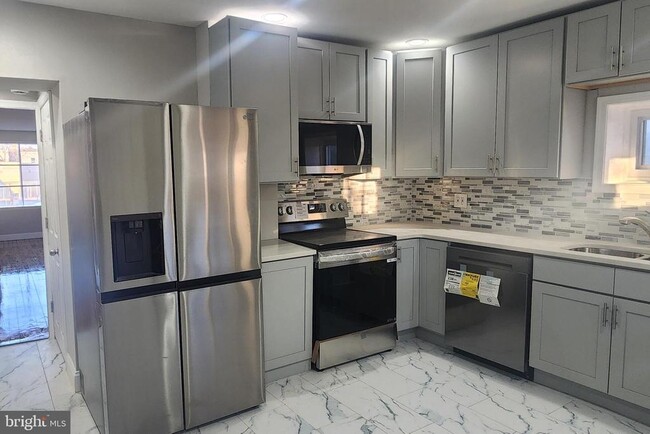 Foto del edificio - 7536 Williams Ave
