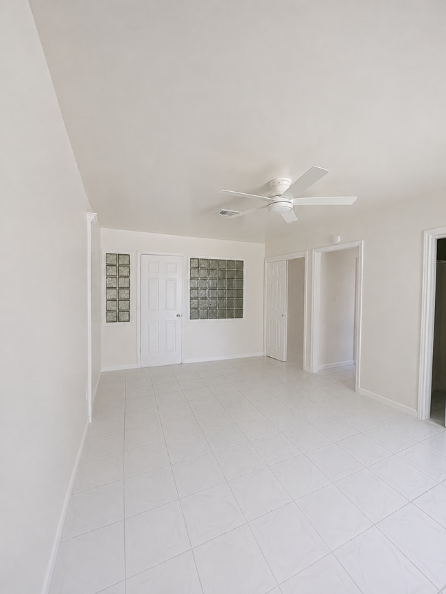 Building Photo - 413 Lightsey Rd
