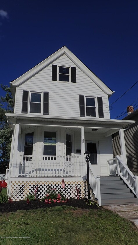 Primary Photo - 120 Hamilton Ave