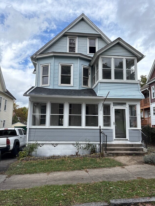 Foto principal - 72 Palmer Ave