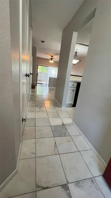 Building Photo - 1411 Gracy Farms Ln