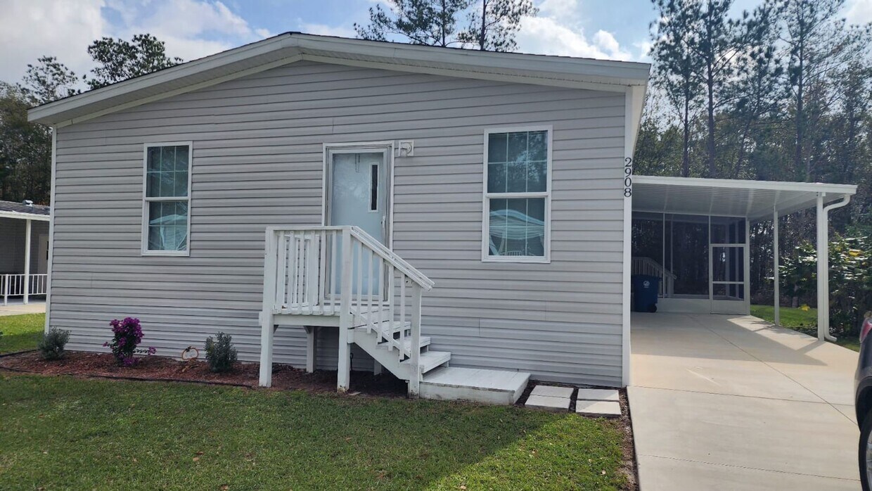 3.2 Sylvan Grove House Rental in Brooksville, FL