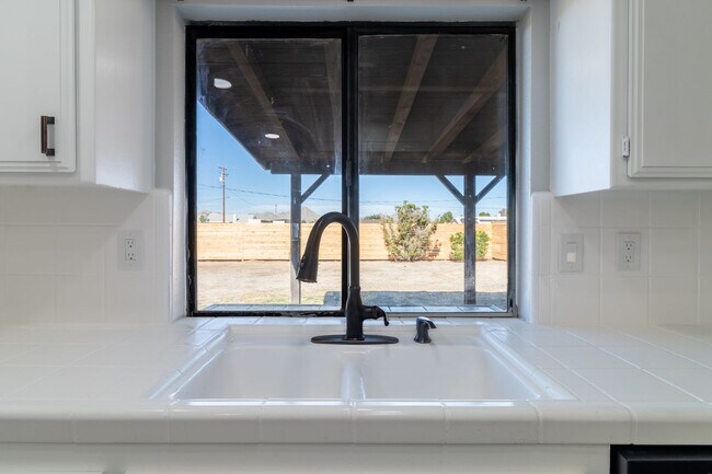 Foto del edificio - Beautiful 3/2 Apple Valley Home