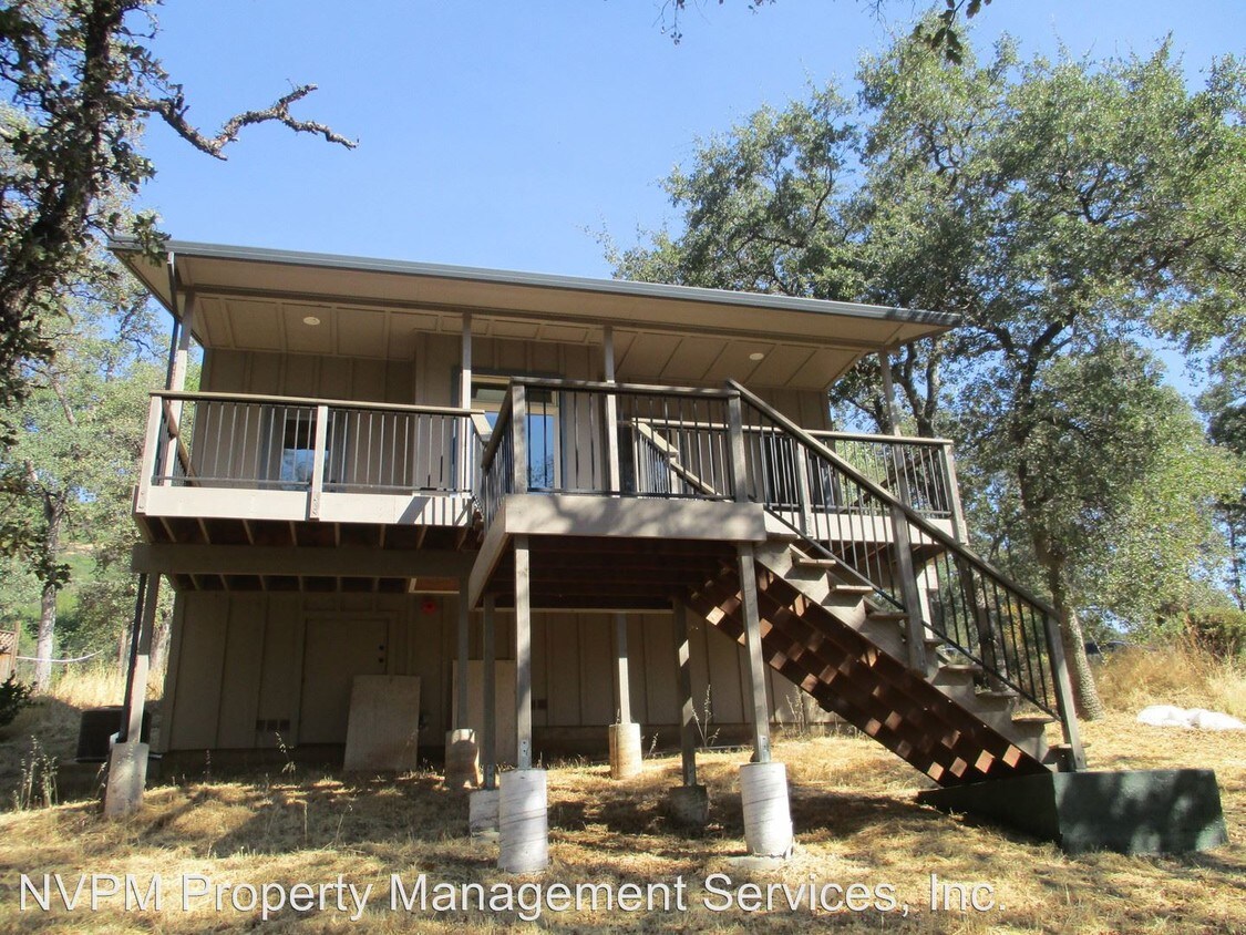 Foto principal - 12760 Center Gap Rd