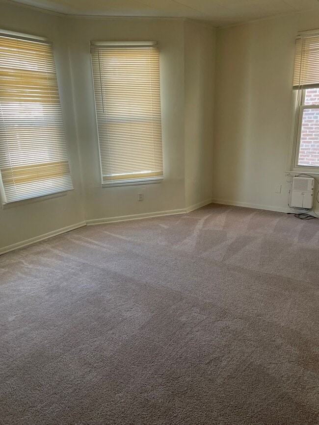 Building Photo - Steelton PA- 3 Bedroom Apartment