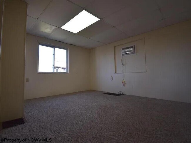 Foto del edificio - 665 Price St