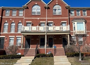 Building Photo - 3111 Camden Dr