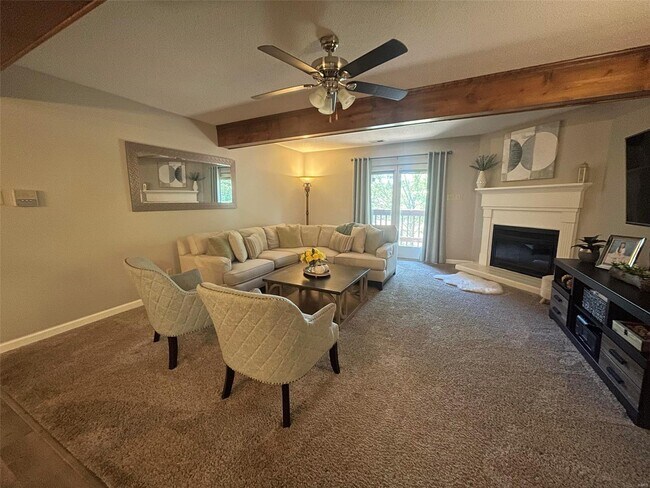 Building Photo - 15023 Baxter Village Dr