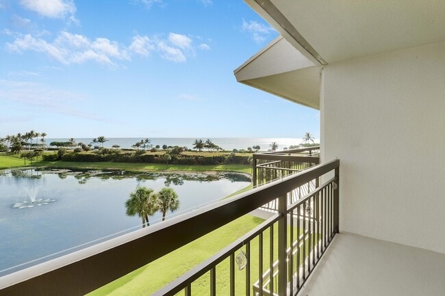 Building Photo - 601 S Seas Dr