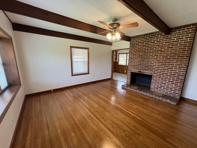 Building Photo - 1803 E Oakland Ave