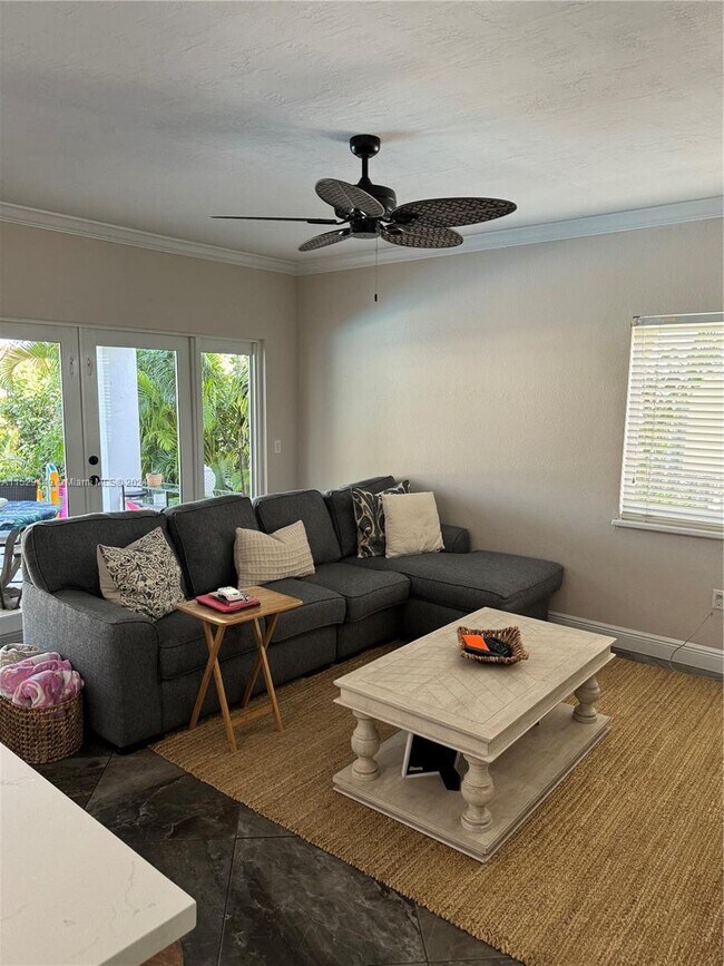Foto del edificio - 6287 SW 39th St