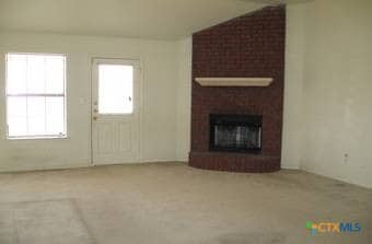 Building Photo - 3015 Nancy Jane Dr