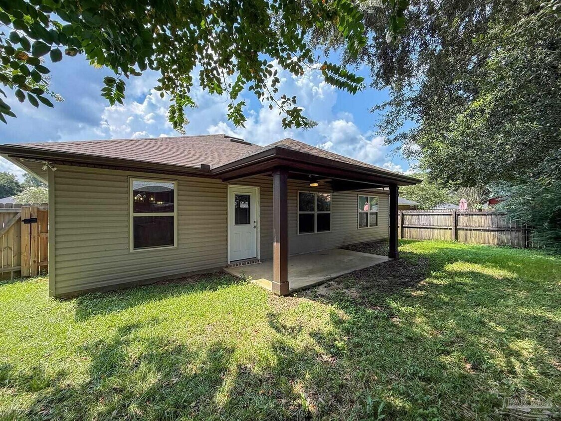 Primary Photo - 1456 Camrose Pl