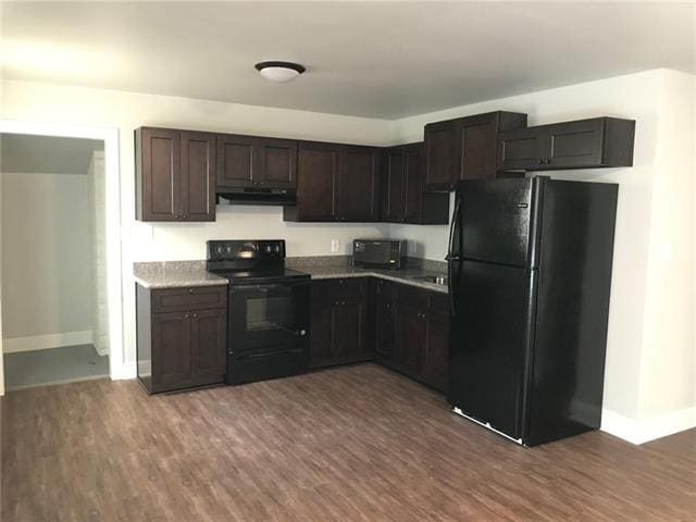 Building Photo - 404 S Walnut St