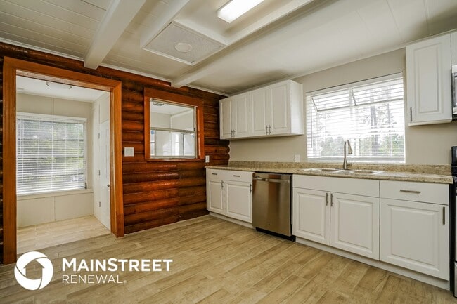 Foto del edificio - 1219 Thompson Ave